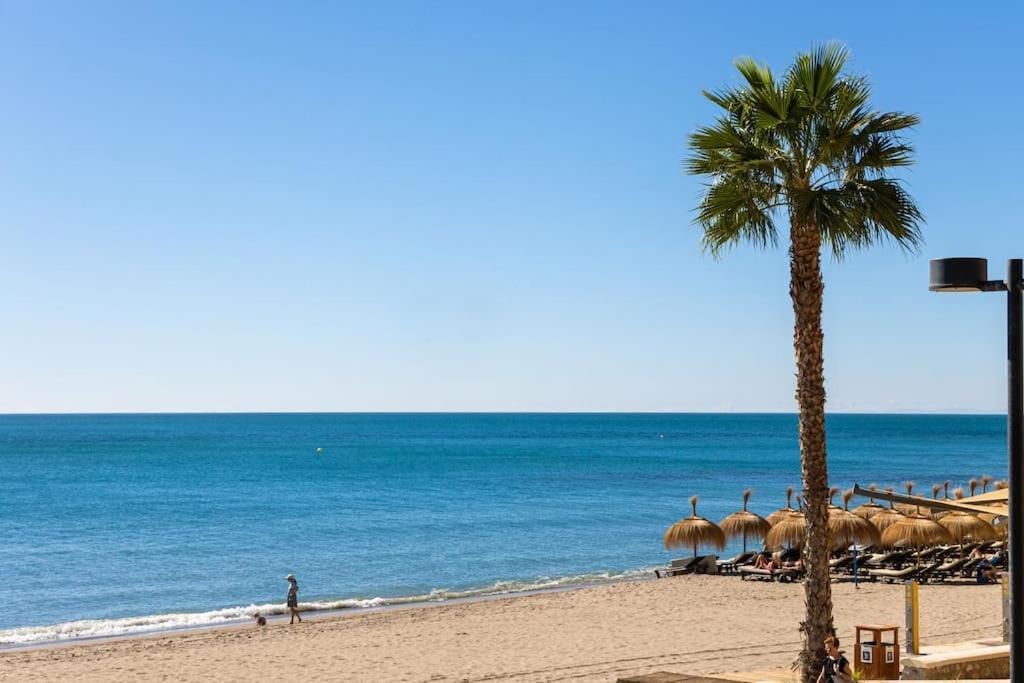 Ensuite Mediterranean Sea Front Leilighet *